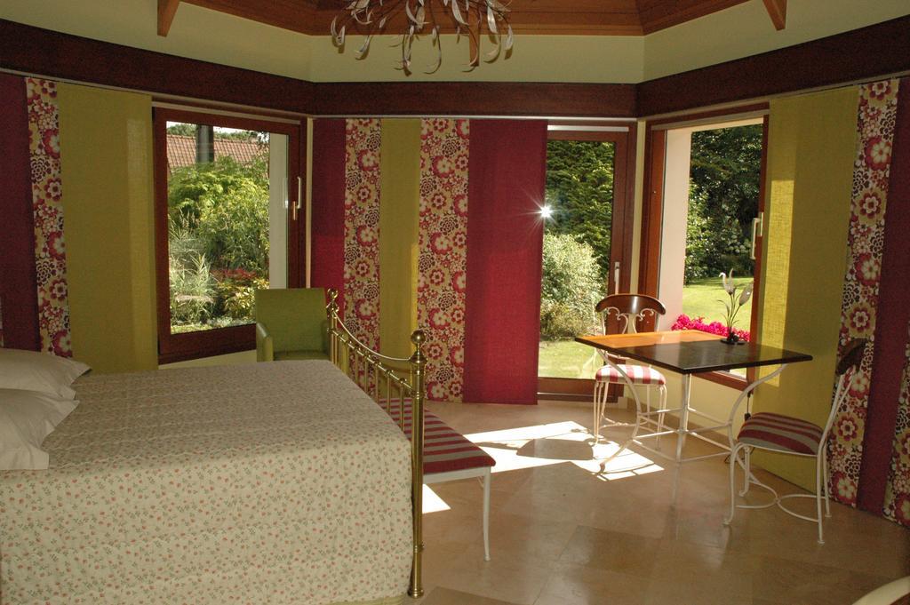 La Coulonniere Bed & Breakfast Wismes Bagian luar foto